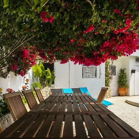 Villa Aroeira By Homing Seixal (Setubal)