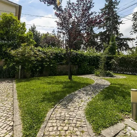 Villa Aroeira By Homing Seixal (Setubal)